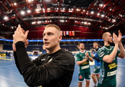 В заключительном матче квалификации мужского чемпионата Европы-2022 сборная Беларуси одержала победу над латвийцами — 30:26.
